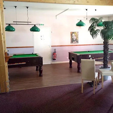 Hébergement de vacances Confortable à + Piscine