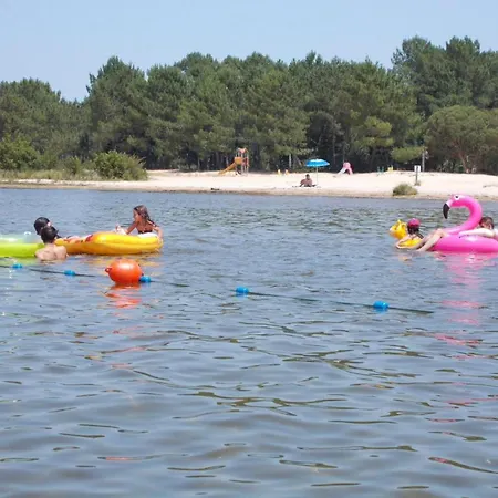Confortable à + Piscine Gastes