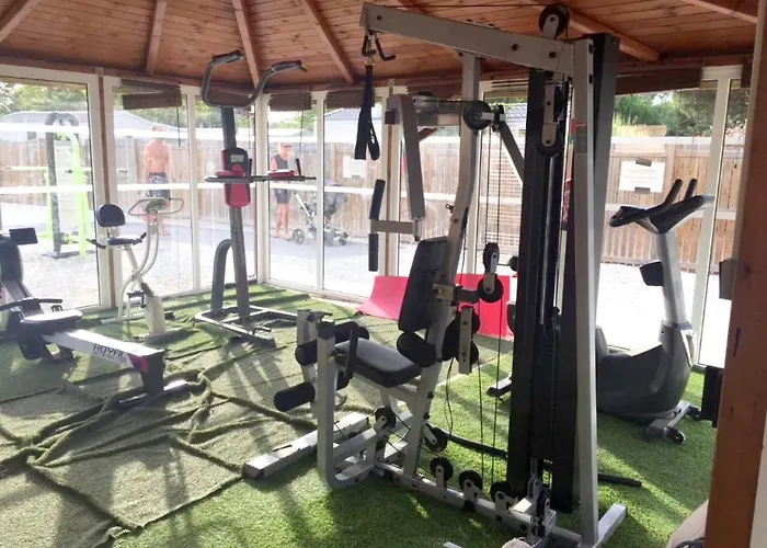 Confortable à + Piscine Hébergement de vacances