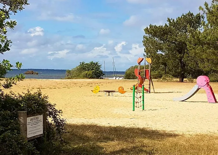 Hébergement de vacances Confortable à + Piscine