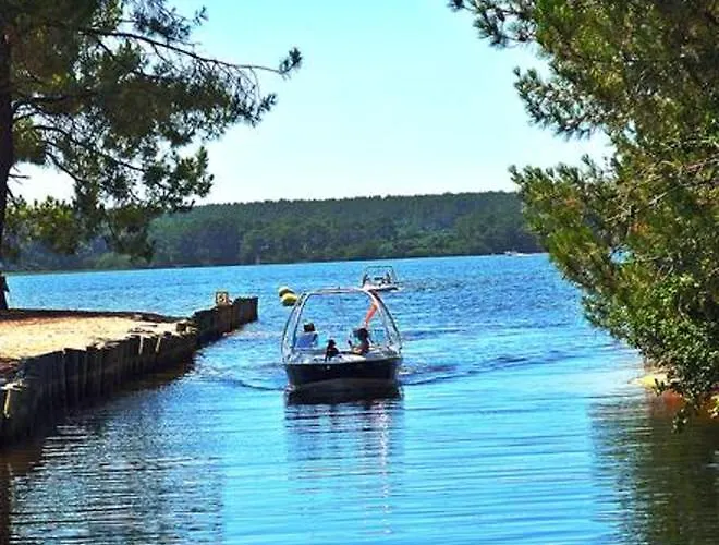 Dom wakacyjny Confortable A + Piscine Gastes
